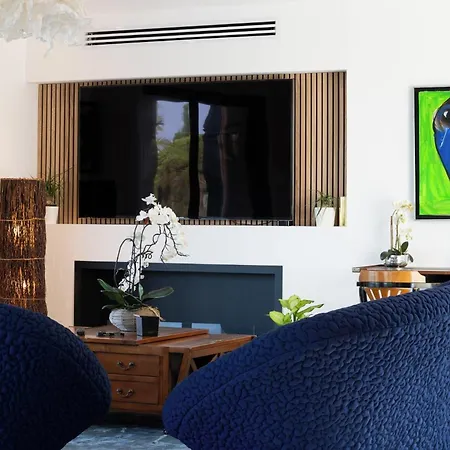 Вілла Orchard Сен-Тропе